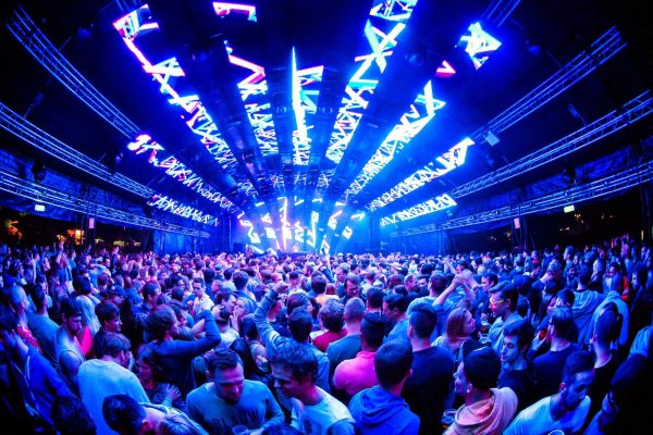 Led wall op festival